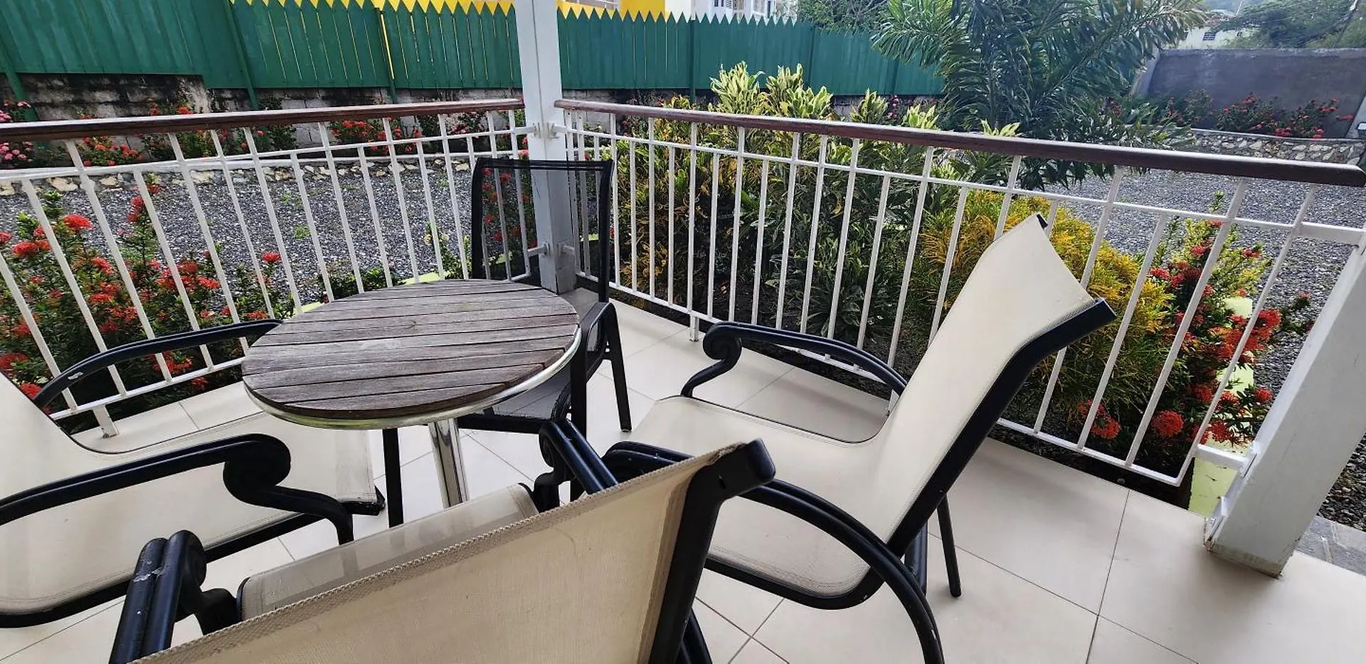Cardiff Private Retreat Villa Scarlett Hall Jamaica